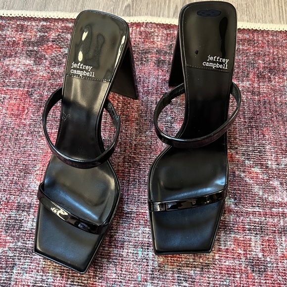 NWT Jeffrey Campbell Black strappy heels size 11 patent leather - Picture 5 of 8